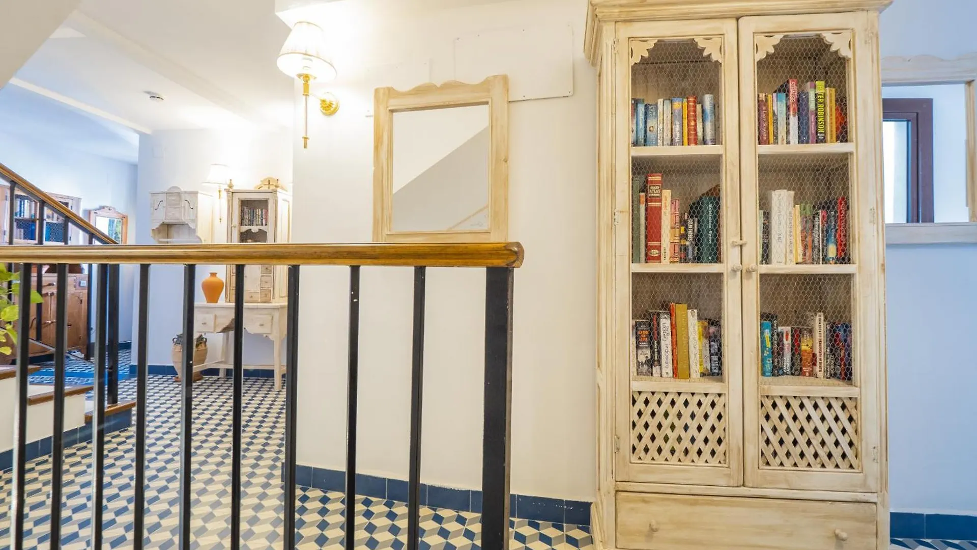 Guest house Cubo'S Hostal La Plaza Room 101 With Breakfast Tolox Spain